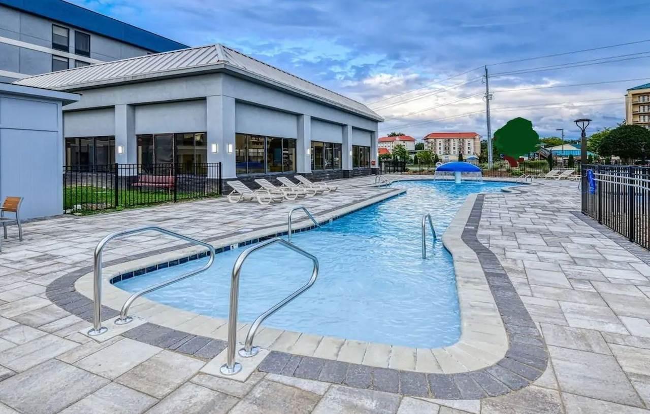Holiday Inn Express Hotel & Suites Pigeon Forge By Ihg Extérieur photo