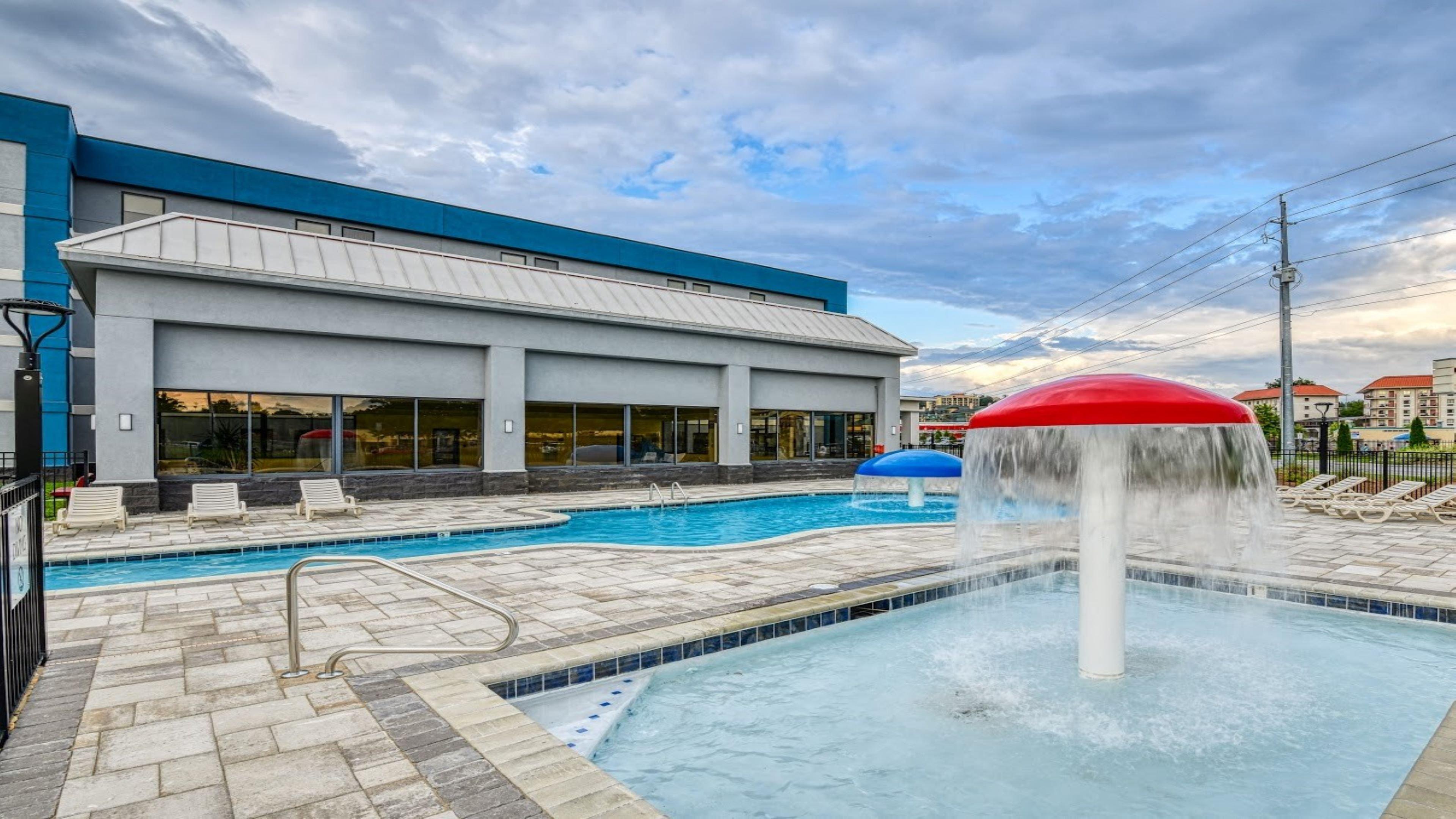 Holiday Inn Express Hotel & Suites Pigeon Forge By Ihg Extérieur photo