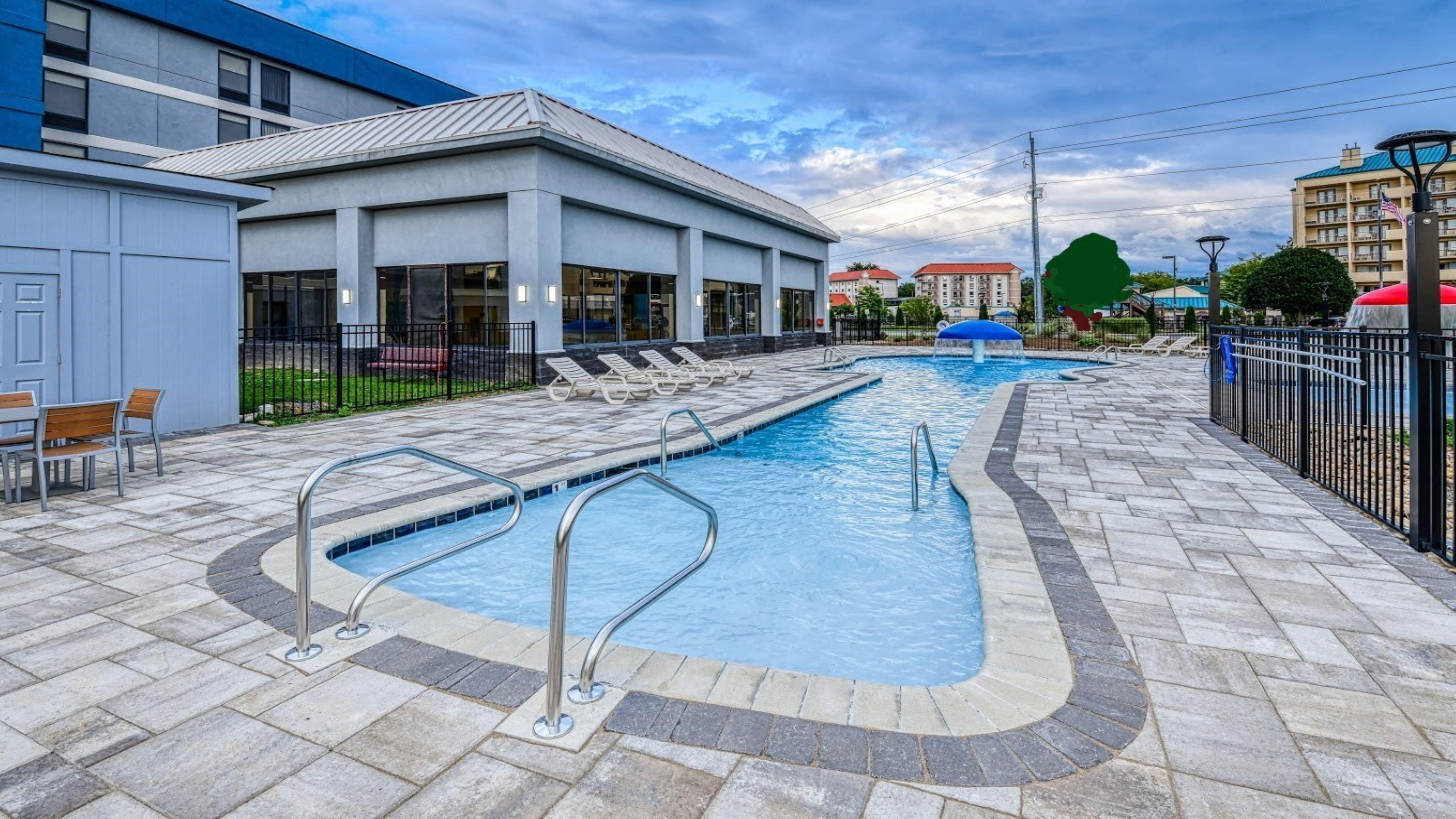 Holiday Inn Express Hotel & Suites Pigeon Forge By Ihg Extérieur photo