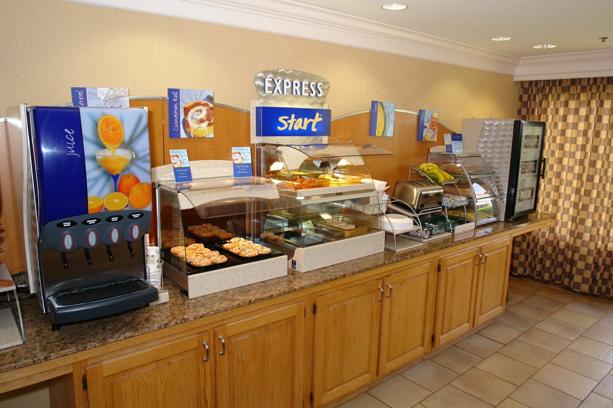 Holiday Inn Express Hotel & Suites Pigeon Forge By Ihg Restaurant photo